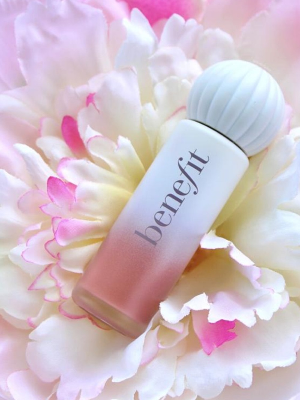 Benefit - Plushtint Moisturizing Matte Lip Tint